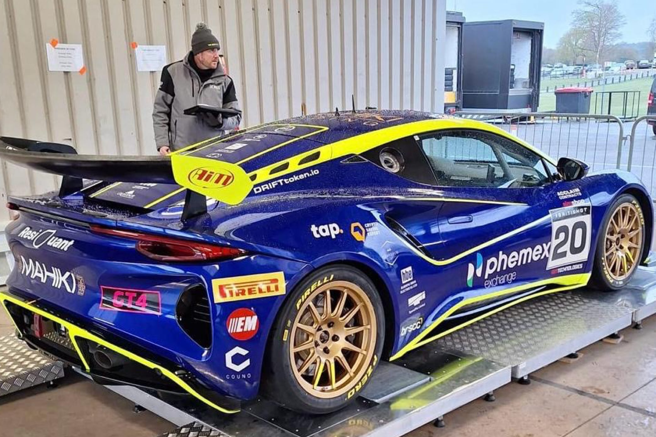 Ian Duggan Oulton Park